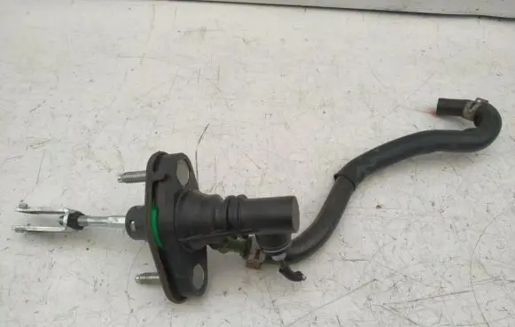 Toyota Auris 150 Clutch slave cylinder 31420-02051-A