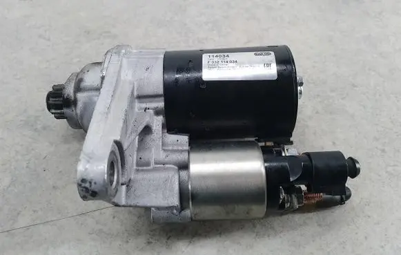 Volkswagen Golf V Starter motor 114034