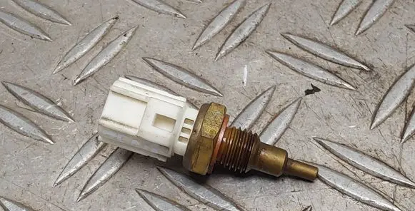 Toyota Yaris Coolant temperature sensor 8942233030