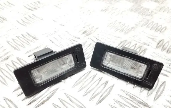 Audi A5 8T 8F Number plate light 8T0943021