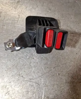 Toyota Camry VIII XV70 Rear seatbelt buckle 1139191