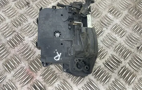 BMW 3 E90 E91 Front door lock 300506