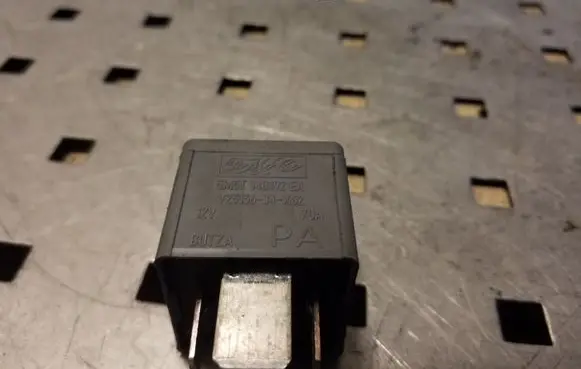 Volvo XC60 Other relay 5M5T14B192EA V23136J4X62
