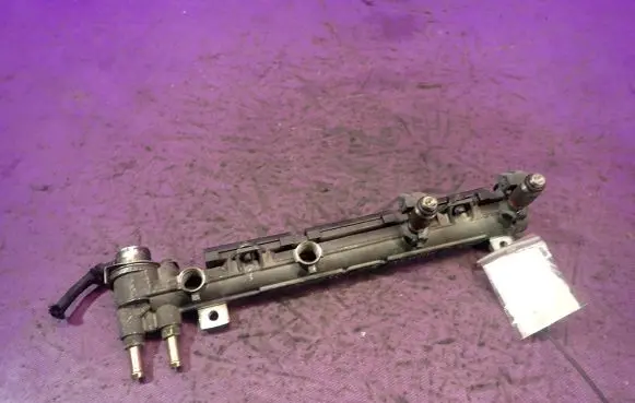 Volkswagen Polo III 6N 6N2 6NF Fuel main line pipe 036133319