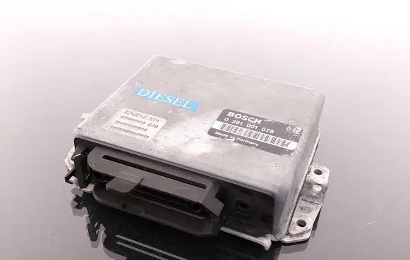 BMW 5 E34 Engine control unit/module 0281001078 22422125T4
