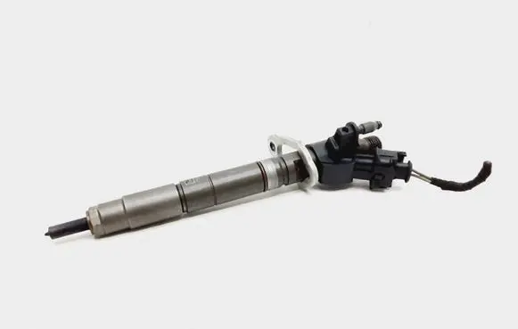 Volvo V70 Fuel injector 31272767