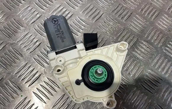 Mercedes-Benz S W221 Rear door window regulator motor A2218202842