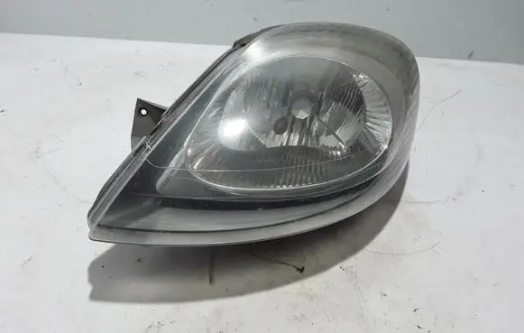 Opel Vivaro Headlight/headlamp 7700311371