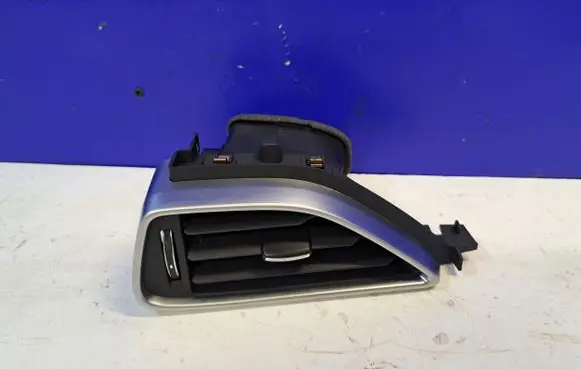 Jaguar XE Dashboard air vent grill cover trim HX73018B09AE