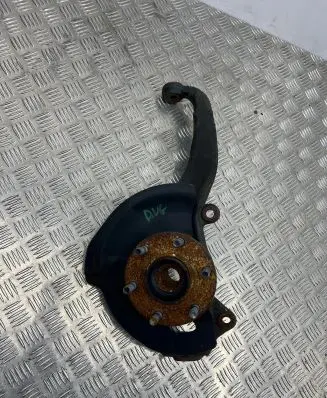 Renault Alaskan Front wheel hub