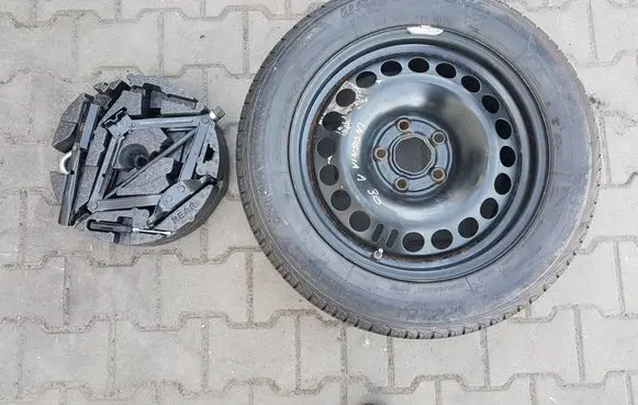Opel Insignia A R17 spare wheel