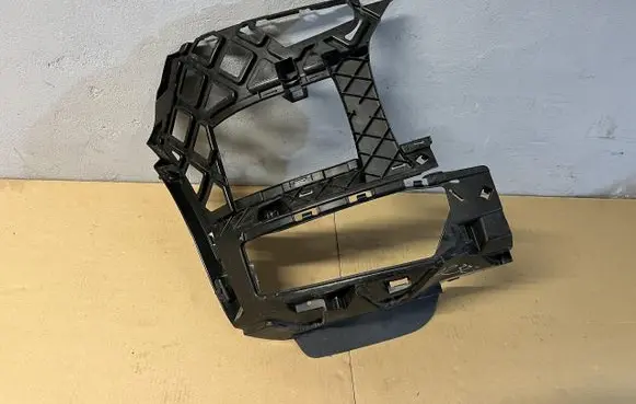 Volkswagen Transporter - Caravelle T6 Front bumper mounting bracket 7E0807178A