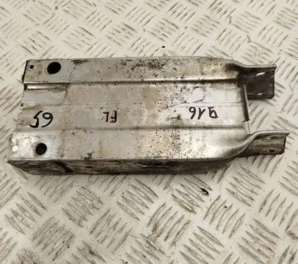Mercedes-Benz E W212 Front bumper shock/impact absorber A2126200895