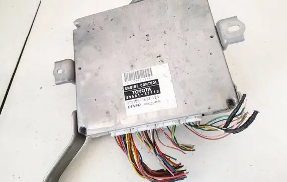 Toyota Prius (XW20) Engine control unit/module 8966147110