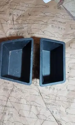 BMW X1 E84 Glove box brak