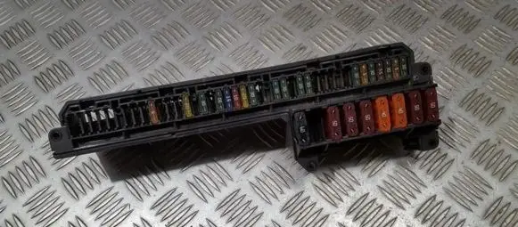 BMW 5 E60 E61 Fuse box set 6114693245201 61146932452-01