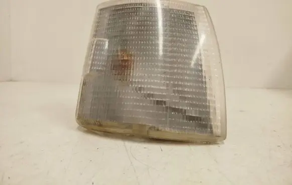 Volkswagen Multivan T4 Front indicator light 183322B