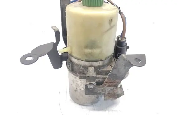 Volkswagen Polo V 6R Power steering pump 6R0423156A 6R1423051Q 6Q1423051CE