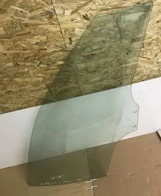 Mazda 3 II Front door window glass four-door 43R00071