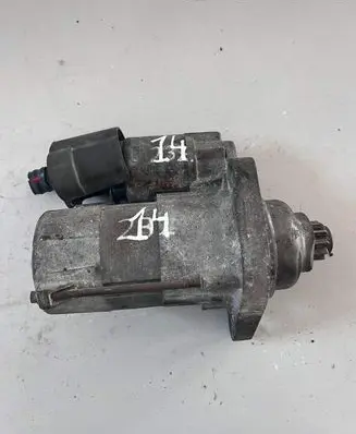 Volkswagen PASSAT B6 Starter motor 02Z911023H
