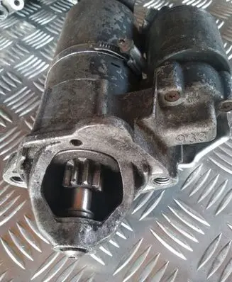 Audi A4 S4 B5 8D Starter motor
