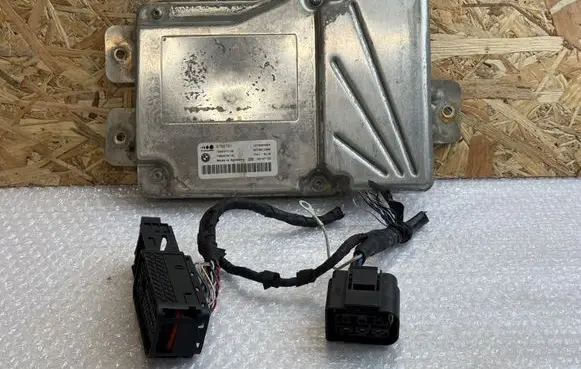 BMW 5 E60 E61 Active stabilizer control unit 1277022048 6766781