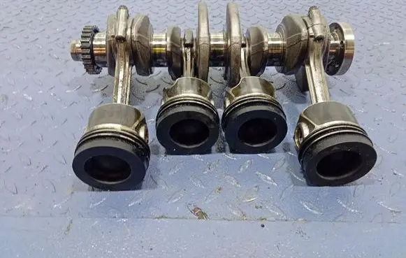 Skoda Octavia Mk3 (5E) Crankshaft 