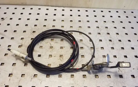 Toyota Corolla Verso E121 Fuel cap flap release cable 