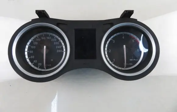 Speedometer (instrument cluster)