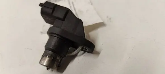 Volvo V70 Crankshaft position sensor 8631533