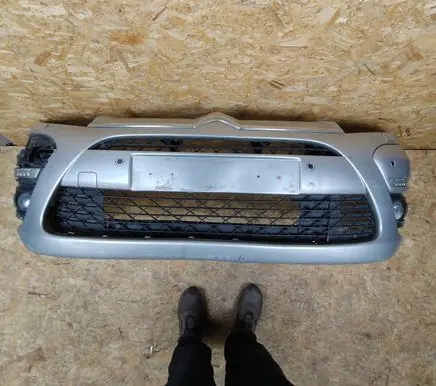 Citroen C4 I Picasso Front bumper 