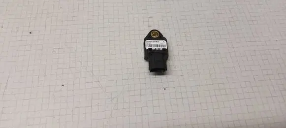 Mitsubishi Outlander Airbag deployment crash/impact sensor 8651A001