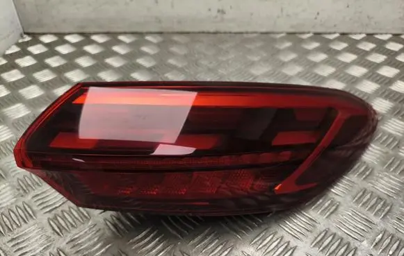 Audi Q5 SQ5 GU Rear/tail lights 8MA945092