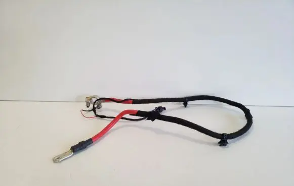 Mercedes-Benz GLC C254 Positive cable (battery)
