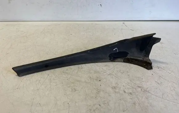 Opel Vivaro Wiper trim 9812855277
