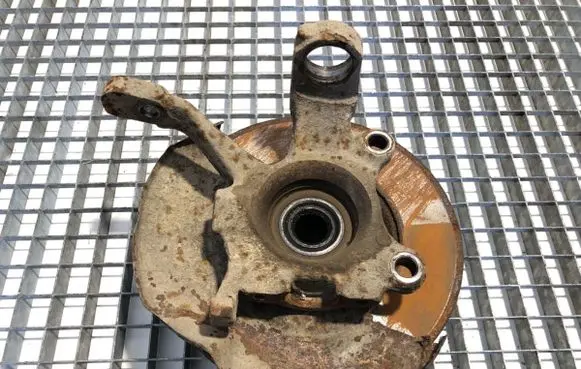 Volkswagen Transporter - Caravelle T4 Front wheel hub spindle knuckle 