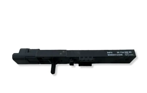 Citroen C4 Grand Picasso Aerial antenna amplifier 9672409080