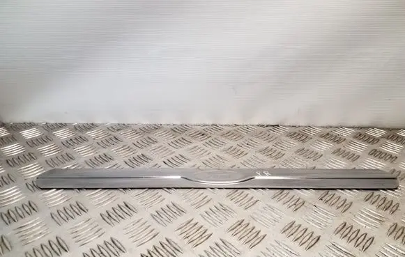 Ford S-MAX Front sill trim cover