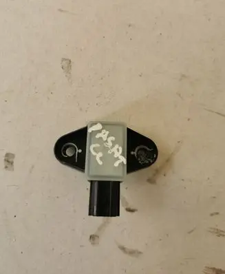 Volkswagen PASSAT CC Airbag deployment crash/impact sensor 229787