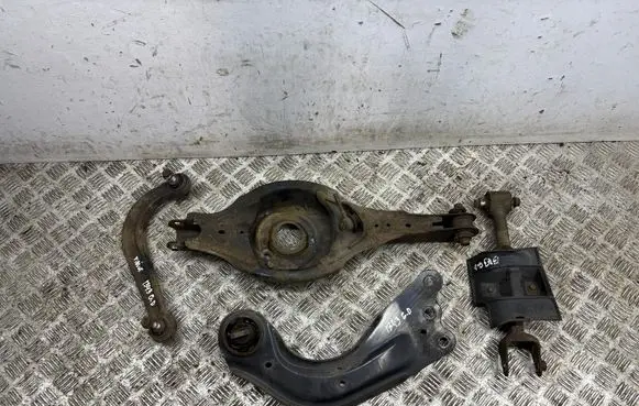 Rear upper control arm/wishbone