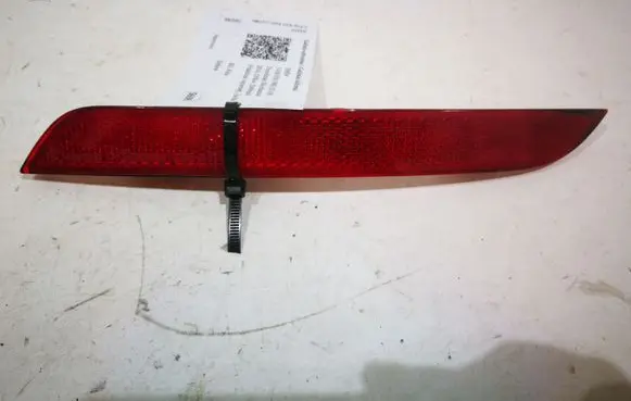 BMW 3 F30 F35 F31 Rear tail light reflector 7301188