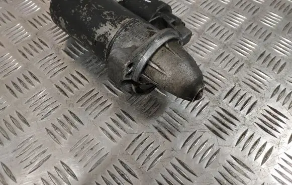 Mercedes-Benz E W210 Starter motor 0001108003