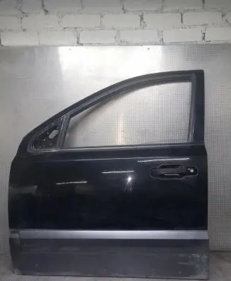 KIA Sorento Front door