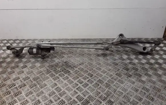 Mercedes-Benz B W245 Front wiper linkage A1698202140