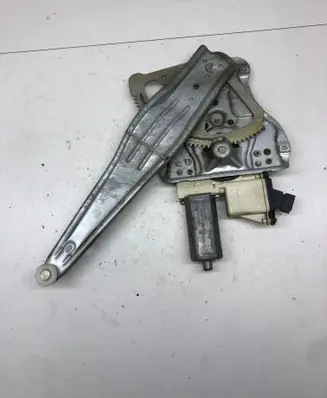Toyota Corolla E120 E130 Rear door window regulator with motor 6983002100