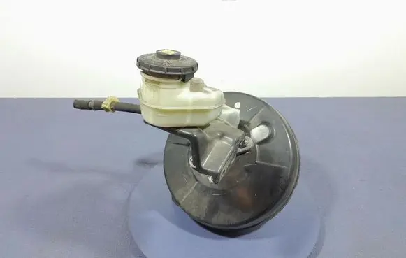 Honda CR-V Brake booster