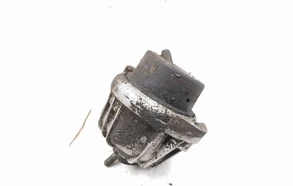BMW 3 E90 E91 Engine mount bracket 1398111
