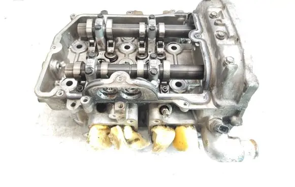 Subaru Outback Engine head T20D