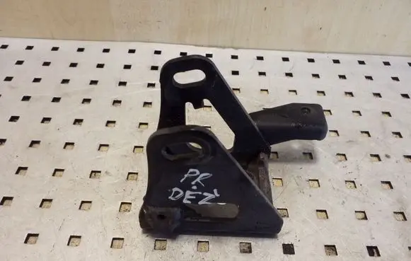 Toyota Auris E180 Gearbox mounting bracket
