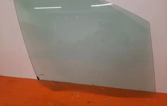 Peugeot 807 Front door window glass four-door 43R-000929